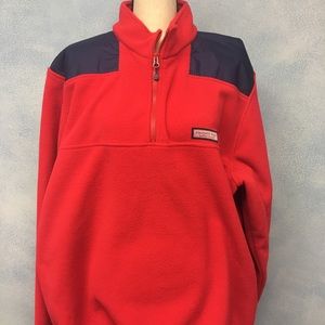 Men’s Vineyard Vines pullover!